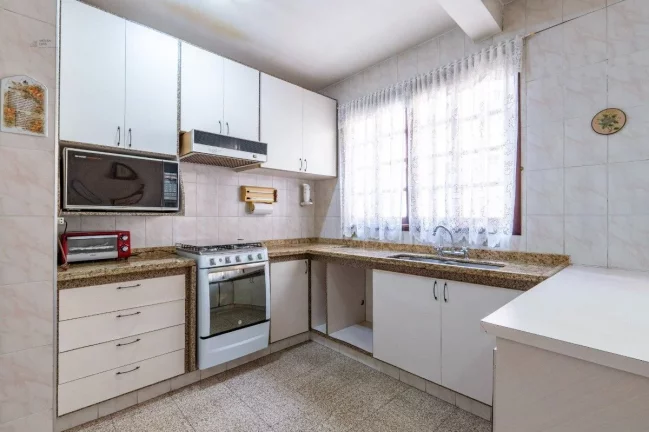 Imagem Casa Sobrado no Alto da Lapa 191m² com3 Dormitórios (1 Suíte) com versátil casa no fundo do terreno ( home office) e 2 vagas