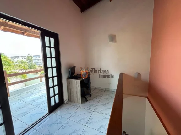 Imagem Sobrado com 3 dormitórios à venda, 182 m² por R$ 800.000 - Pontal de Santa Marina - Caraguatatuba/SP