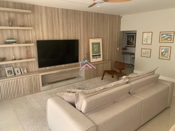 Casa à venda em condomínio de Alto Padrão - Vivendas do Japi - área útil 311 m2 com 3 dormitórios - 3 suítes - 4 vagas - Bairro Medeiros - Jundiaí - São Paulo