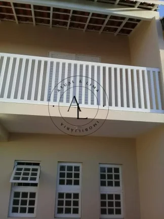 Imagem Casa Aconchegante com 3 Quartos (1 Suíte), Quintal e Jardim na Frente!