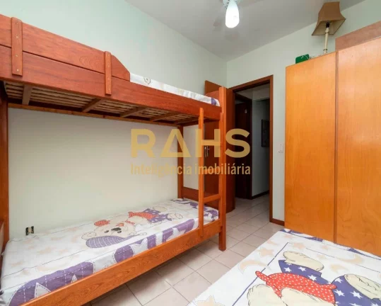 Imagem Sabe aquele sonho de Casa a Beira Mar de Bombinhas? Pois é, eu posso ajudar a realiza-lo com essa i...