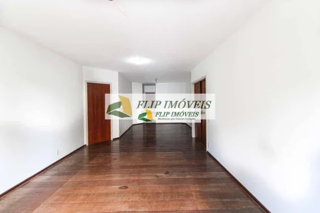 Imagem More em um apartamento de 168 metros quadrados com 4 quartos no miolo do Cambuí - Campinas - SP
