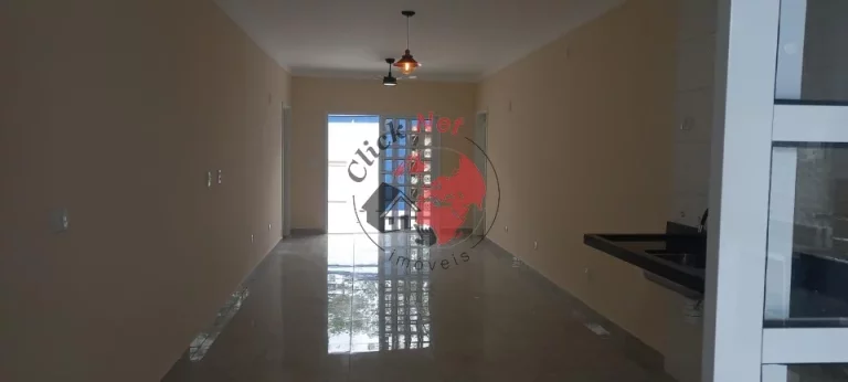 Imagem Casa Térrea Nova sem uso á 400m2 da praia , 3 suites , quintal churrasq, piscina ,4 vagas bairro Gaivota,Itanhaem
