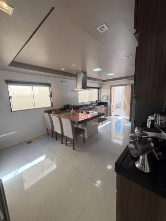 Imagem Casa com 4 dormitórios à venda, 710 m² por R$ 4.800.000,00 - Passagem - Cabo Frio/RJ