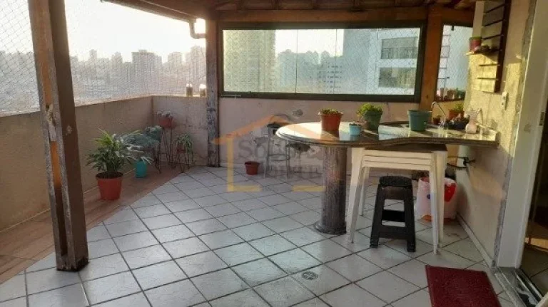 Imagem Apartamento com 3 dormitórios, sendo 2 no piso inferior e 1 no piso superior, 3 banheiros, sala par...