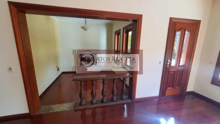 Imagem Casa a Venda no BOLSÃO Por R$ 2.600.000,00 IPTU R$ 1.900.00 - Bolsão Residencial de Interlagos Área construída 500m2, Terreno 580m2 (14,5x40m), - Vista permanente para a represa Guarapiranga, - Sal