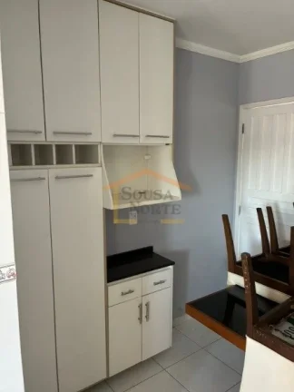 Imagem Sobrado com ambientes amplos e bem distribuídos, 3 dormitórios, sendo 3 suítes, salas de estar e ...