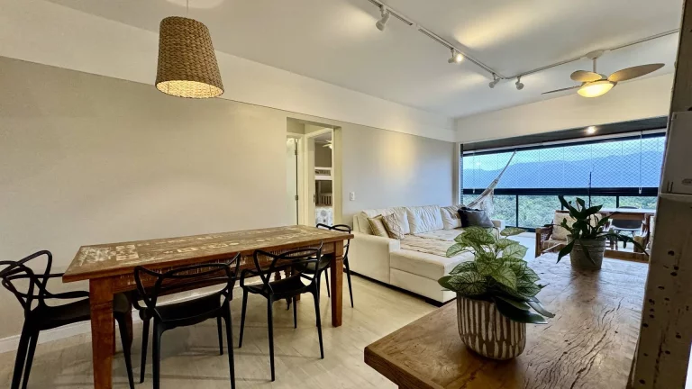 Imagem Apartamento com 3 dormitórios à venda, 104 m por R$ 2.700.000,00 - Riviera