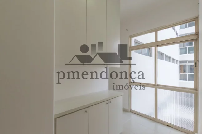 Imagem Higienopolis, Apartamento com 243m² na Baronesa de Itu, 3 quartos e 2 vagas