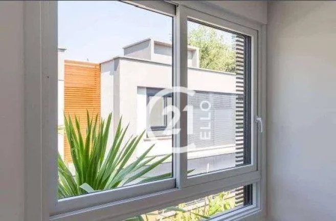 Imagem Casa de condomínio com 367 m², nova, 4 suítes à venda no bairro Alto da Boa Vista.