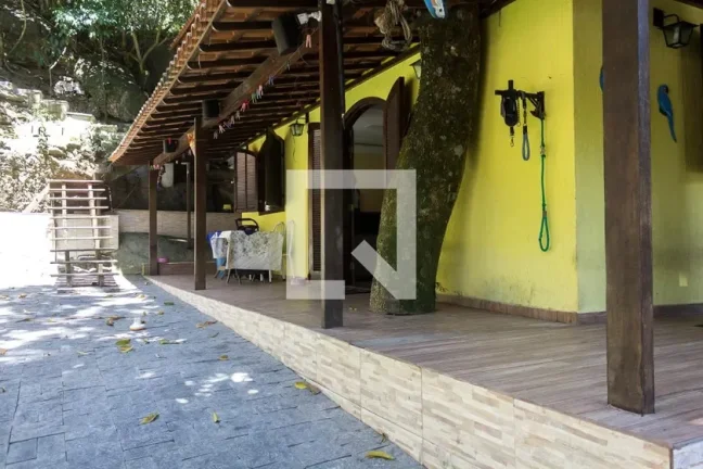 Imagem Casa à Venda - Vargem Pequena, 2 Quartos, 400 m2