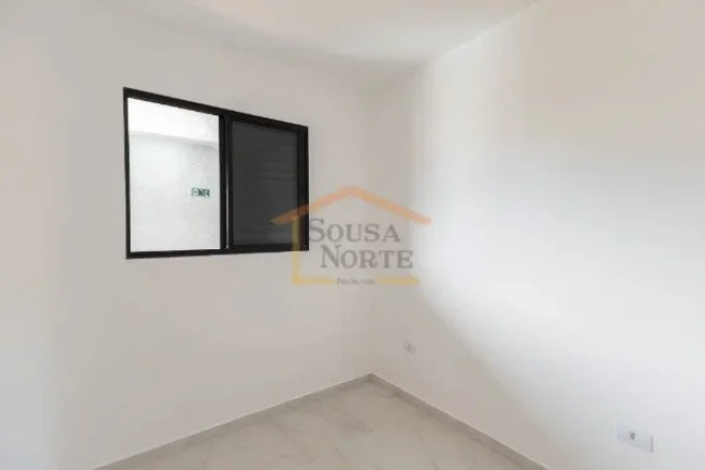Imagem Apartamento com 35m², dispõe de 2 dormitórios, 1 banheiro, sala dois ambientes, cozinha com gabin...