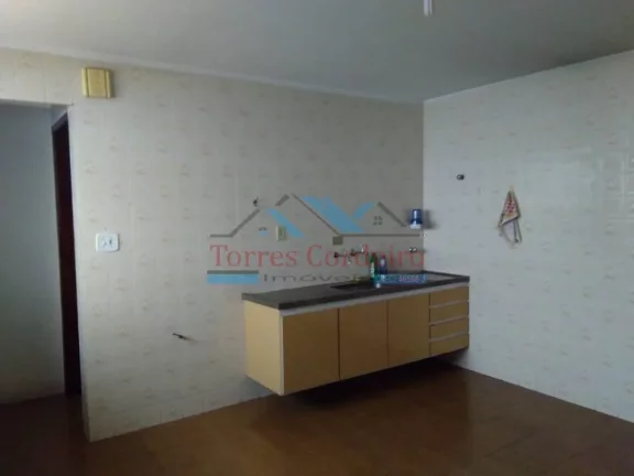 Imagem Sobrado com 3 Quartos e 2 vagas para Alugar residencial ou comercial