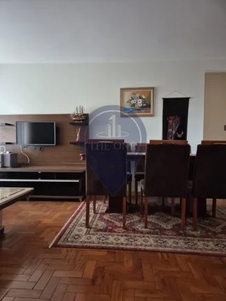 Imagem Imperdível! Apartamento à venda em São Paulo-SP, Aclimação. 2 quartos, 2 salas, 1 banheiro, 1 vaga de garagem. 102m².