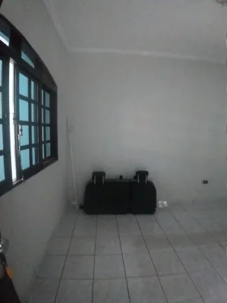 Imagem Sobrado com 4 dormitórios à venda, 148 m² por R$ 350.000,00 - Vila Perracini - Poá/SP