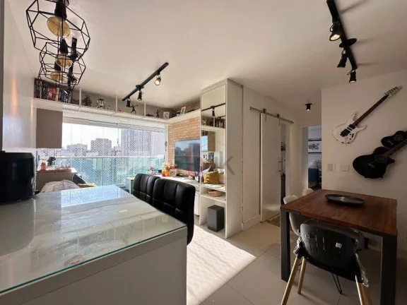 Imagem Apartamento mobiliado e decorado no Yang Brooklin à venda com 65m2