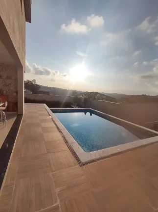 Imagem Linda Casa à Venda no Condomínio Terras de Santa Cruz!