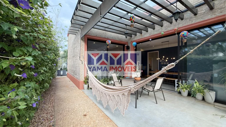 Imagem Casa de Alto Padrão no Alphaville I - 252 m²