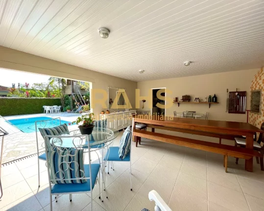 Imagem Excelente residência plana, parcialmente averbada, localizada no bairro América, próximo ao Super...