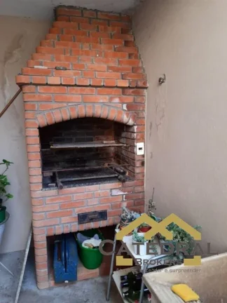 Imagem Sobrado a Venda na Agapeama em Jundiaí/SP - 3 quartos e 3 vagas