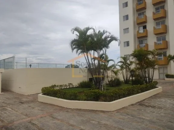 Imagem Apartamento com 63m², dispõe de 2 dormitórios com armários planejados, 1 banheiro, sala dois amb...