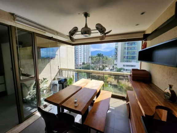 Imagem Apartamento com 3 Quartos à Venda, 261 m² em Barra Da Tijuca - Rio De Janeiro