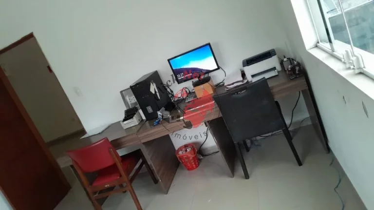 Imagem Vende-se Galpão Industrial e Comercial no Bairro Batistini, São Bernardo do Campo