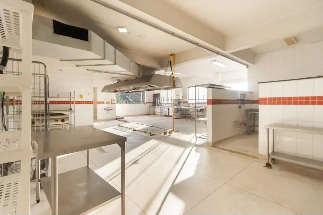 Imagem PRÉDIO COMERCIAL À VENDA EM PIRITUBA – 450M² – 3 ANDARES