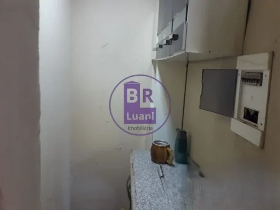 Imagem Oportunidade! Chácara com casa de alvenaria na Zona sul