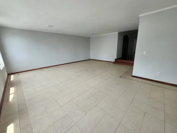 Imagem Apartamento reformado sendo 334 m² 4 dormitórios, 2 suítes , 3 vagas - Boqueirão