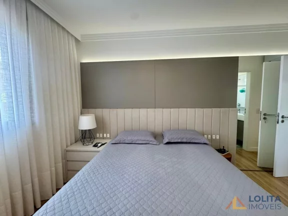 Imagem Apartamento Alto Padrão à Venda, 4 quartos e 2 garagens no Itacorubi, Florianópolis/SC
