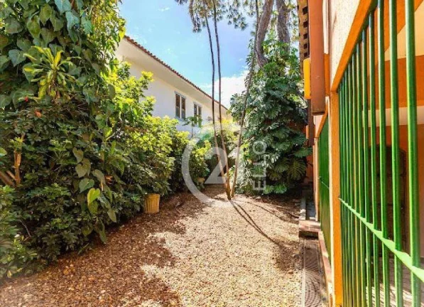 Imagem Casa com 3 dormitórios à venda, 250 m² por R$ 7.500.000,00 - Jardim Guedala - São Paulo/SP