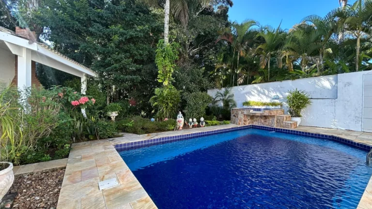 Imagem Imponente casa à venda na Riviera de São Lourenço Módulo 22: 4 quartos, 2 suítes, 1 sala, 4 vagas de garagem, 269,00m².