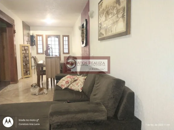 Imagem Assobradado de 4 dormitórios e 2 suítes em Parque América - SP: 2M² e R$640.000 para venda.