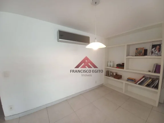 Imagem Varandão,salão.04 quartos 03 vagas na escritura,em um magnifico apartamento no miolo do inga,na presidente pedreira,todo mobiliado,inclusive ficam os