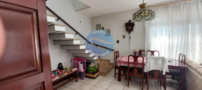 Imagem Casa a venda na Ponta da Praia - Santos SP