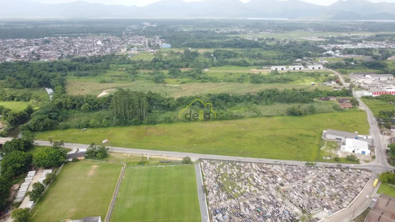 Imagem Terreno na região Industrial Norte com 43.000m2 para construção de Galpão localizado próximo do Aeroporto e Avenida Santos Dumond !