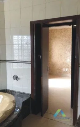 Imagem VILA PRUDENTE Sobrado 354M², 3 dormitórios, Edícula, 4 vagas com ótima localização e valor !!!