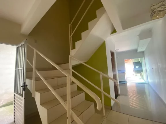 Imagem Sobrado com 2 dormitórios à venda, 72 m² por R$ 350.000,00 - Jardim Varan - Suzano/SP