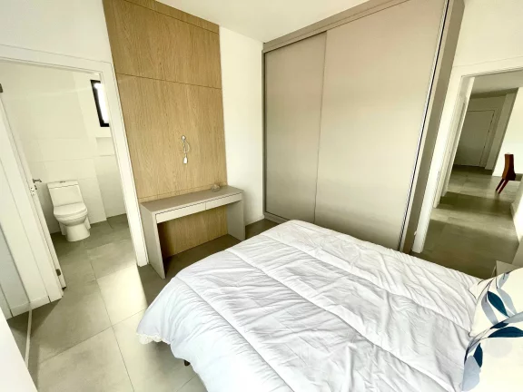 Imagem Apartamento com 3 Suítes sendo 1 master e 2 vagas de garagem no Centro – Balneário Camboriú/SC