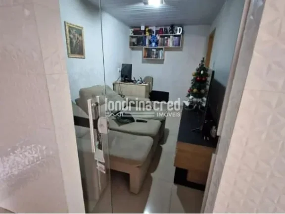 Imagem Casa à Venda em Ibiporã com 3 Quartos, 2 Banheiros, 4 Vagas de Garagem e 186 m² de Área Útil