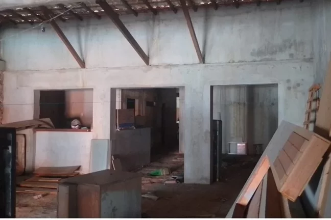 Imagem Loja com Ponto Comercial para venda em Pedra de Guaratiba