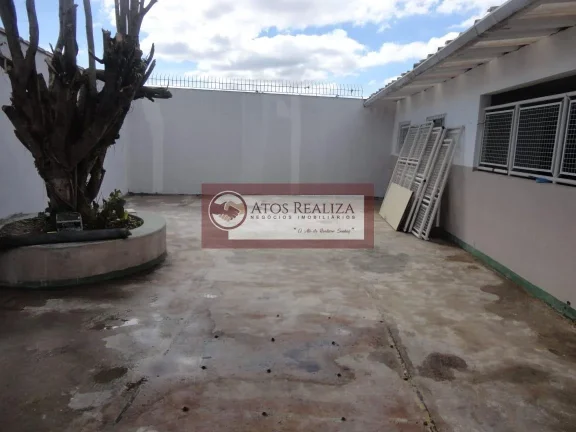 Imagem Casa a venda no Jardim Represa zona sul. Encontrei uma casa para você aqui no Jardim represa zona sul de São Paulo, seu Novo endereço, é um Sobrado lindo cheio de espaços, com uma total de 332m² e sua Área útil de 250m² bem distribuídos, São 4 Dormitórios