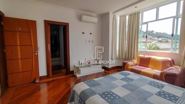 Imagem Casa à venda, 250 m² por R$ 2.000.000,00 - Tijuca - Teresópolis/RJ