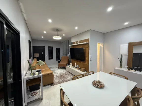 Imagem Casa de Esquina Mobiliada com Vista para Mata - Nova Jaguari