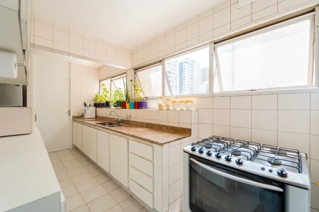 Imagem Apartamento Rua Tabapuã - 121M², 3 Dorms, 1 Suíte, 2 Vagas Cobertas e Livre, Piscina, Academia, Churrasqueira.