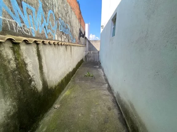 Imagem Sobrado com 2 dormitórios à venda, 72 m² por R$ 350.000,00 - Jardim Varan - Suzano/SP