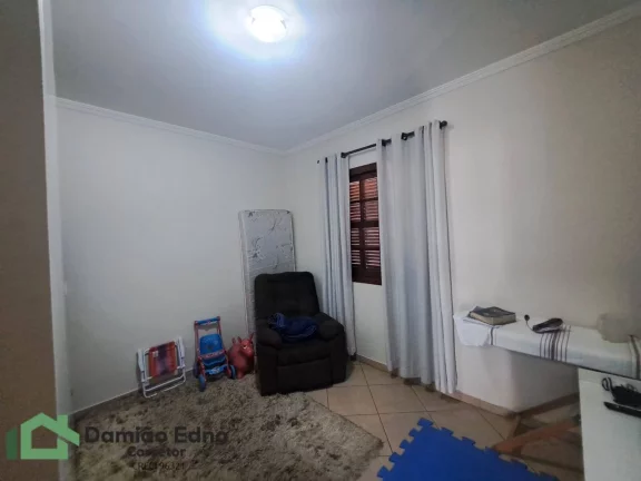 Imagem Casa com 4 quartos, 2 suites no Jardim Tannus - Eloy Chaves Aceita troca