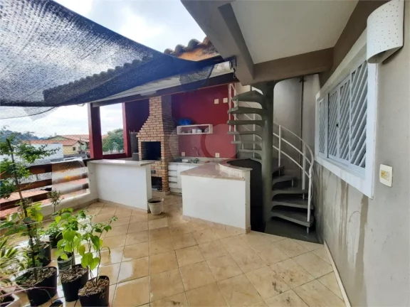 Imagem Sobrado à venda com 3 quartos, sendo 1 suíte, em Butantã, São Paulo - SP