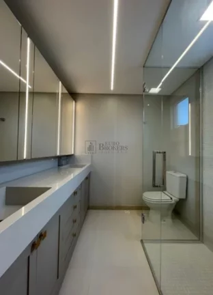 Imagem Ótimo apartamento com 3 suítes em Balneário Camboriú.